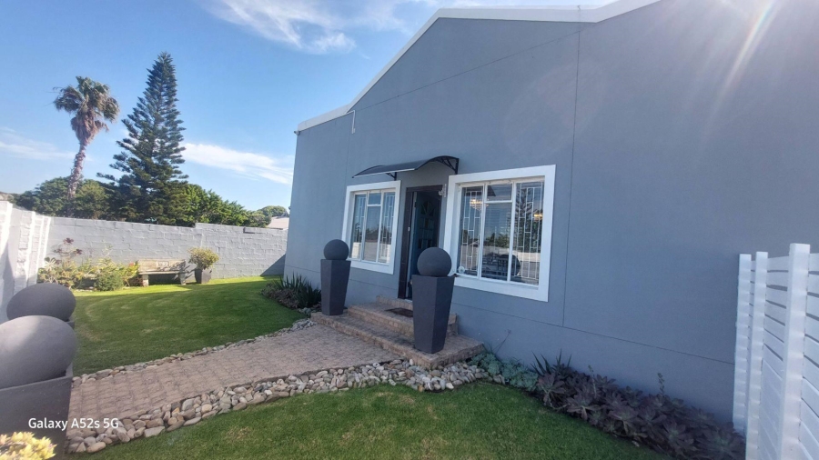 3 Bedroom Property for Sale in West Bank Eastern Cape